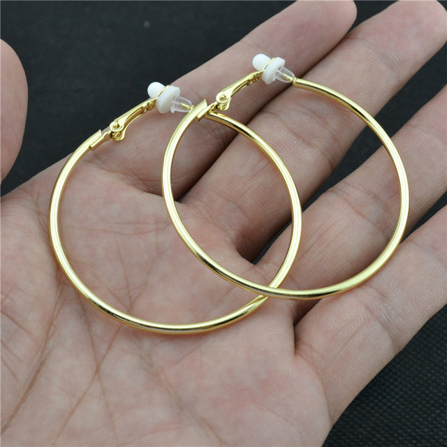 Women’s Clip-On Earrings with Round Design 11
