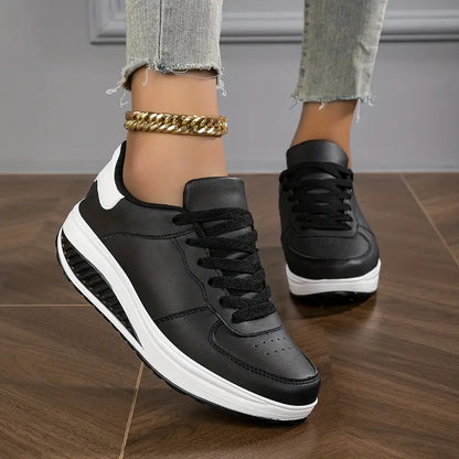 Women's Low-Top Lace-Up Trainers