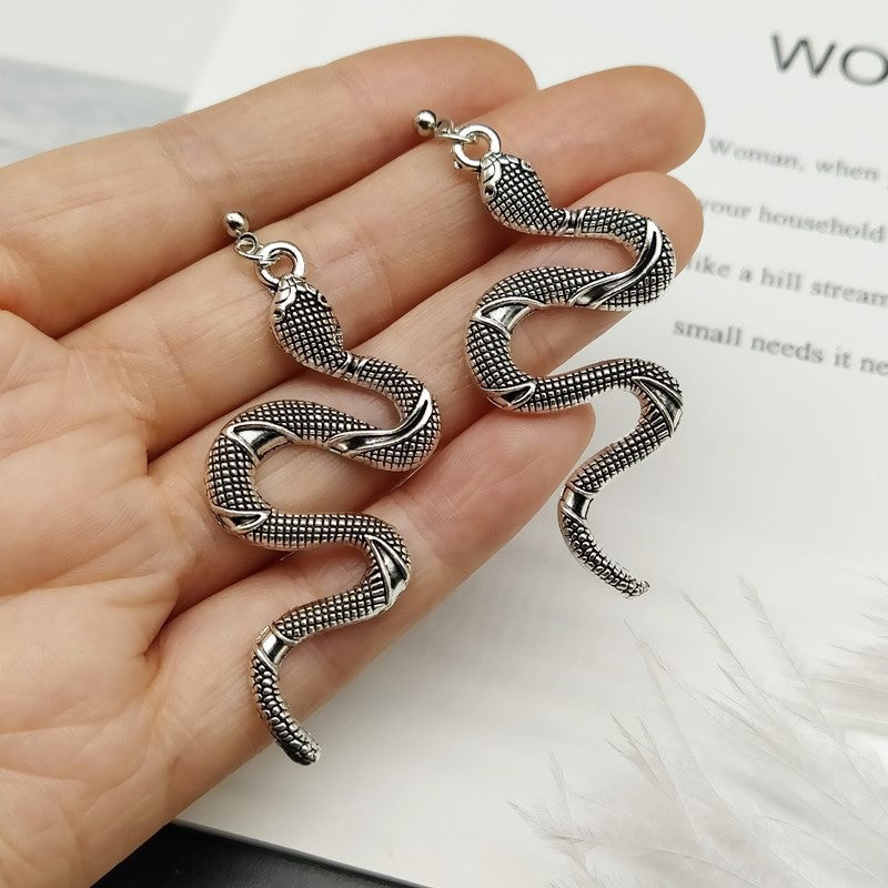 Women’s Dangle Earrings with Snake Design 5