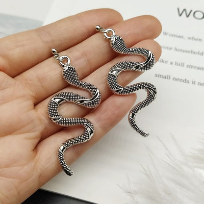 Women’s Dangle Earrings with Snake Design 5