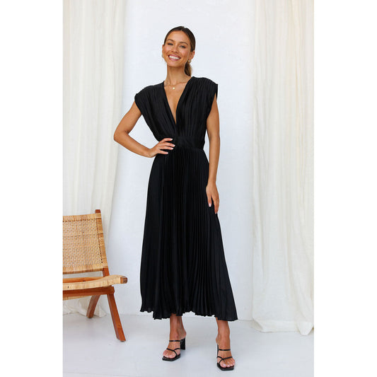 Women's Pleated Maxi Dress with V-Neck