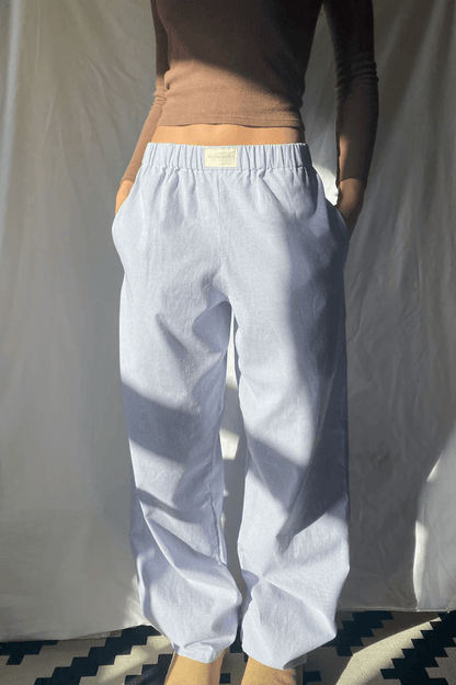 Women's Trousers with Elastic Waistband and Side Pockets
