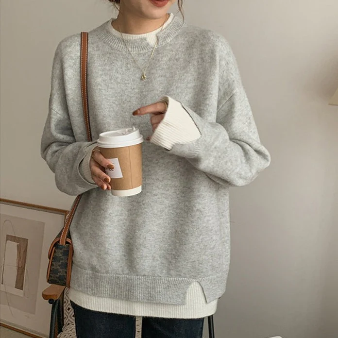 Trendy Oversized Cutout Jumper in Grey and White for Women | Ideal for Winter