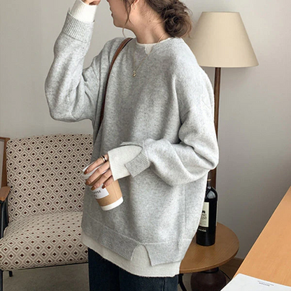 Trendy Oversized Cutout Jumper in Grey and White for Women | Ideal for Winter
