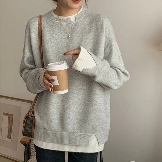 Trendy Oversized Cutout Jumper in Grey and White for Women | Ideal for Winter