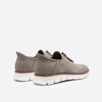 Everett - Sneakers - Sporty - Lightweight - Perfect for outdoor activities