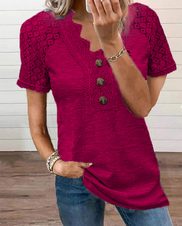 Women's Elegant Lace T-Shirt with Delicate Accents and Relaxed Fit